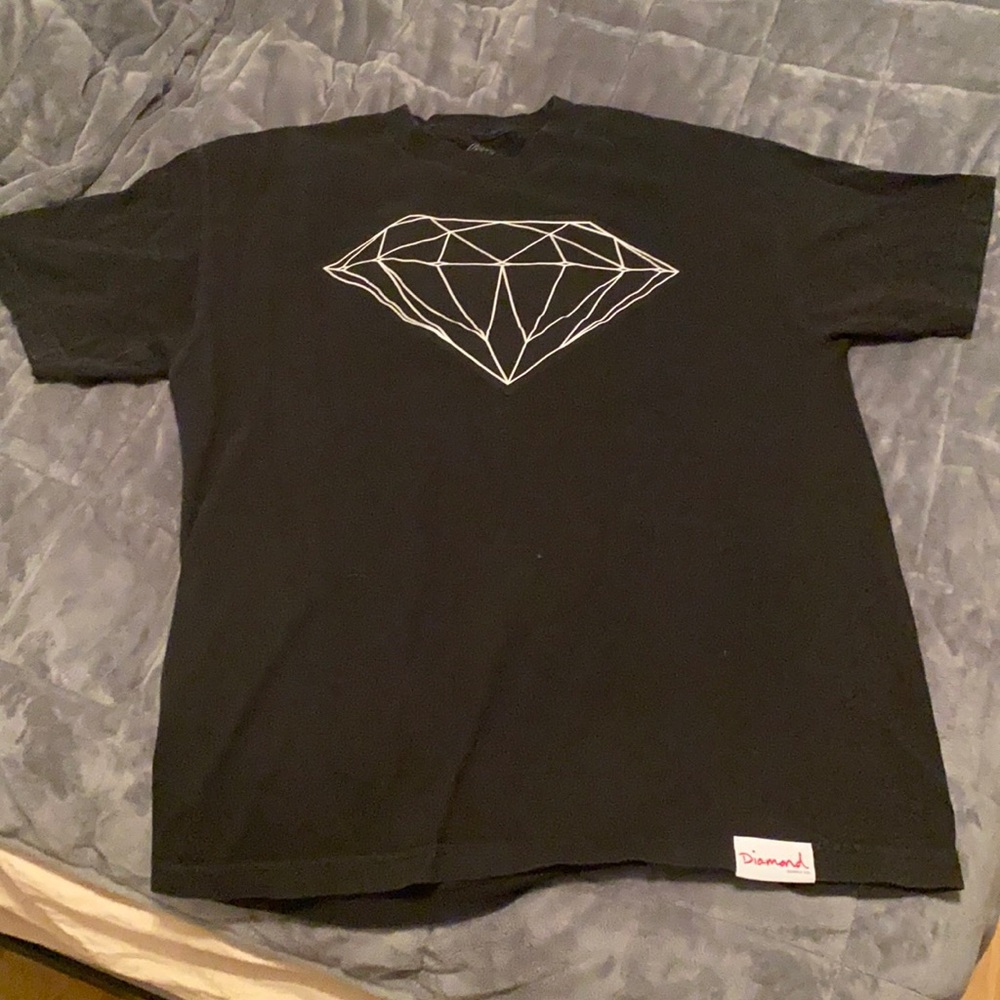 Diamond Supply black tshirt - size L